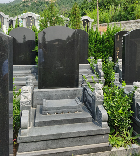 佛山陵园文昌园现代立碑