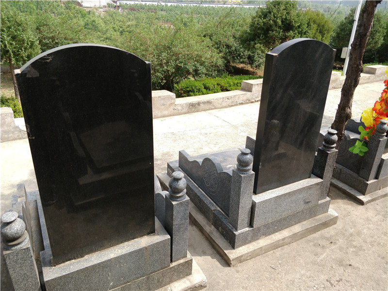 归山陵园溪静园立碑01