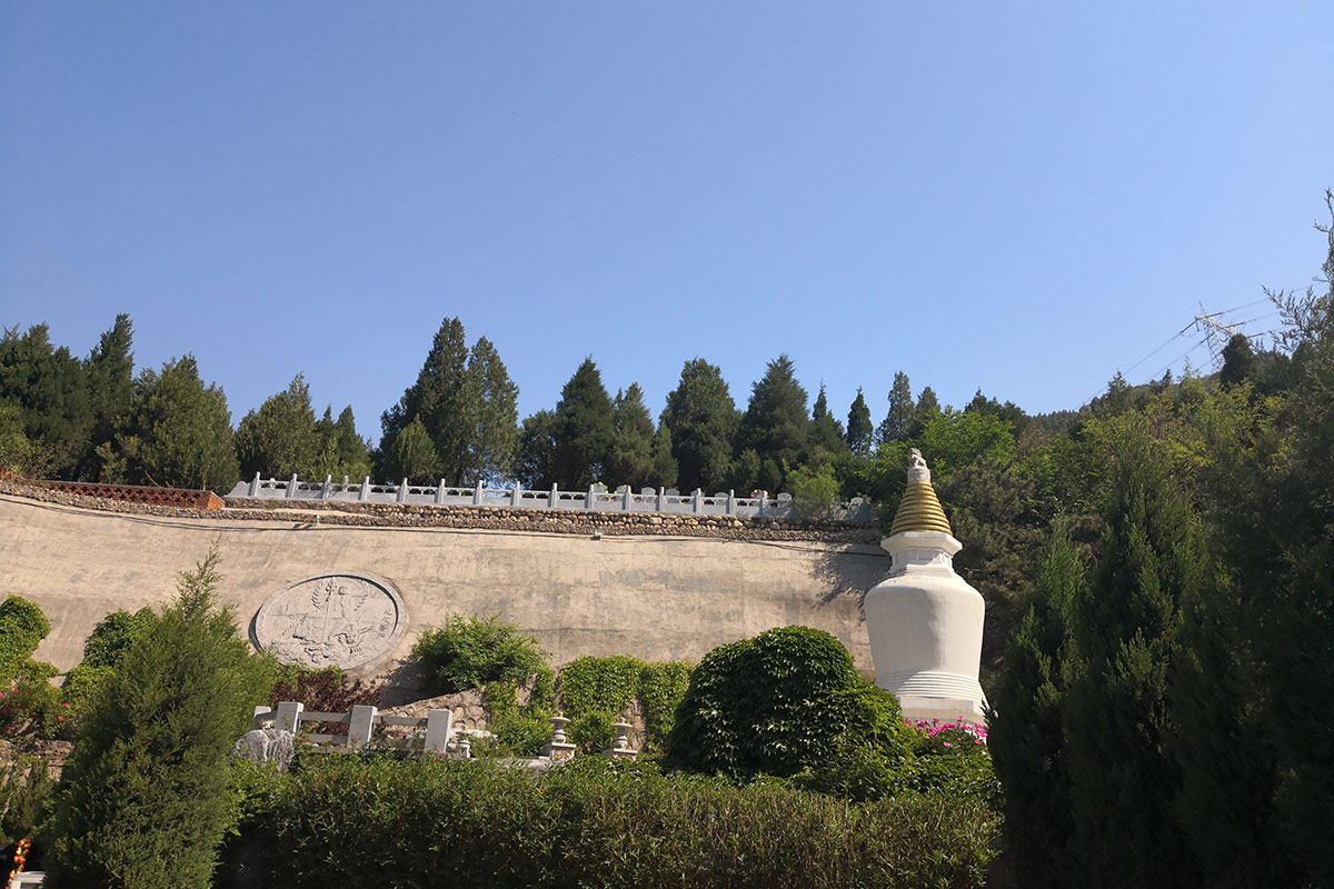 盘龙台公墓管理结构变更 禁止任何形式售卖行为-1