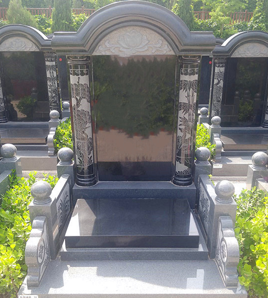 灵山宝塔陵园云鹤园官帽碑