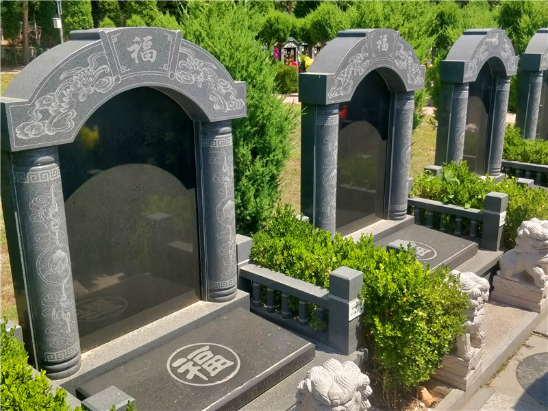 万桐园公墓怀亲苑立碑