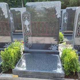世尊园立碑92