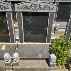 点击查看源图 竹园双穴立碑01
