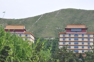 灵山宝塔陵园景观图片