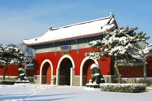 清东陵万佛园公墓景观图片