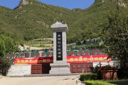 桃峰陵园环境实拍
