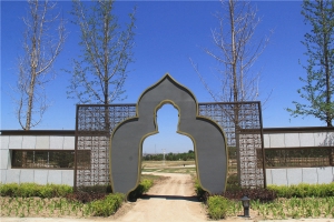 墓区入口