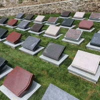福泽园草坪葬斜坡墓