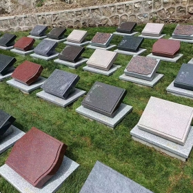 福泽园草坪葬斜坡墓