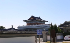八宝山革命公墓环境图告示牌