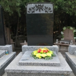 鑫泽园传统立碑