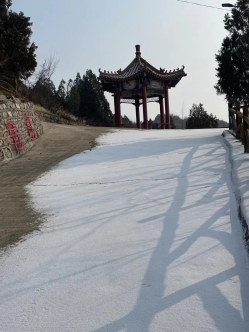 雁阳山公墓环境