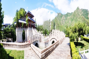 长城华人怀思堂景观图片