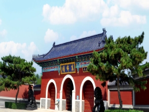 清东陵万佛园：皇家陵寝的文化瑰宝