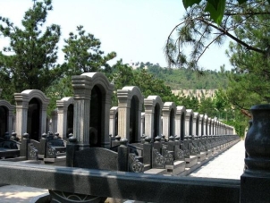 灵山宝塔墓三河探秘 历史与文化的交融之地