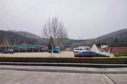 金山陵园环境图