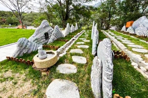 长城华人怀思堂景观图片