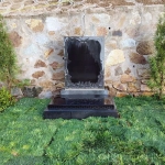 东三区生态葬艺术立碑06