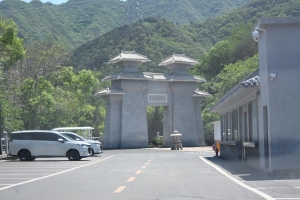 长城华人怀思堂景观图片