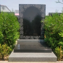 传爱园立碑06568001