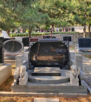 佛山陵园墓地价格表官方查询渠道揭秘