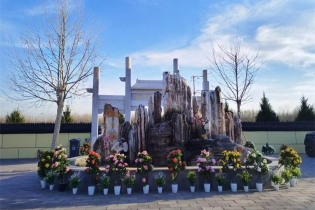 惠灵山松鹤陵园