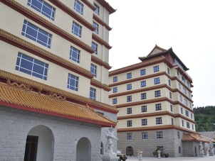 中国传统园林艺术的美学精髓与精神内涵