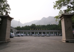 佛山陵园环境图