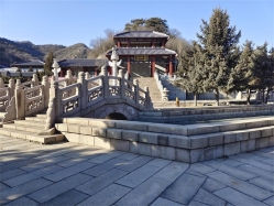 长城华人怀思堂陵园环境实拍