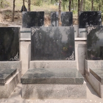 万禄园立碑02580001