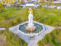 卧龙公墓环境实拍