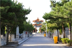 太子峪陵园环境图