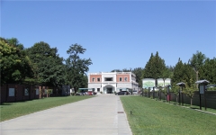 外侨公墓环境图办公楼远景