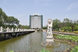 静安墓园景观图片