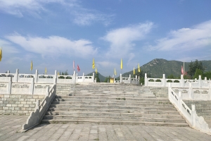 皇家龙山陵园 探访河北保定涞水的风水宝地