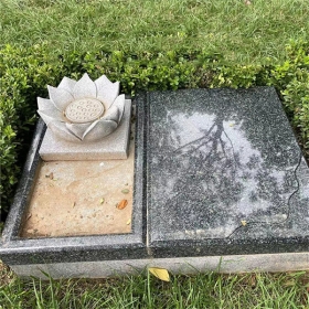 福泽园D区爱莲碑