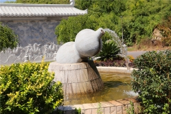 盘龙台公墓环境图