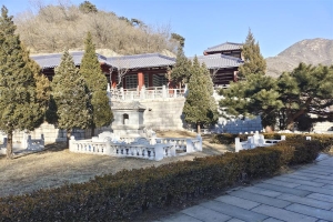 长城华人怀思堂景观图片