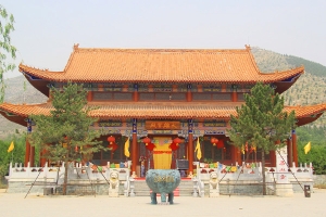 探秘龙山皇家陵园 最令人心生畏惧的三大禁地