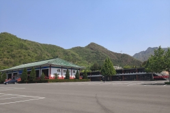 德陵公墓环境图