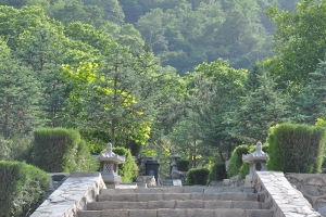 九公山陵园景观图片