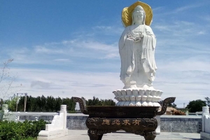 卧龙公墓景观图片