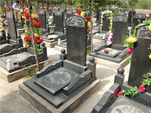 城市墓地价格攀升背后的真相：供需矛盾与未来趋势解析